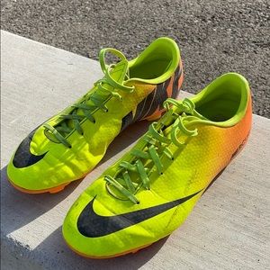 Nike mercurial Boys soccer cleats